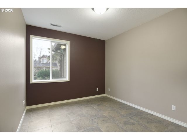 2818 Ne 173RD Ct, Vancouver, WA 98682