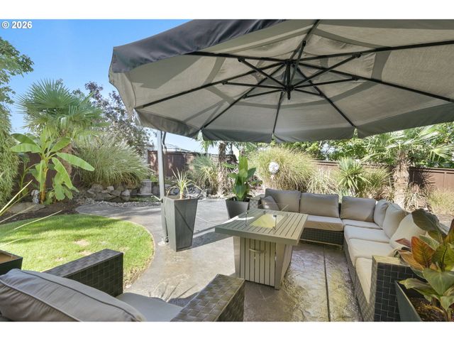 2818 Ne 173RD Ct, Vancouver, WA 98682