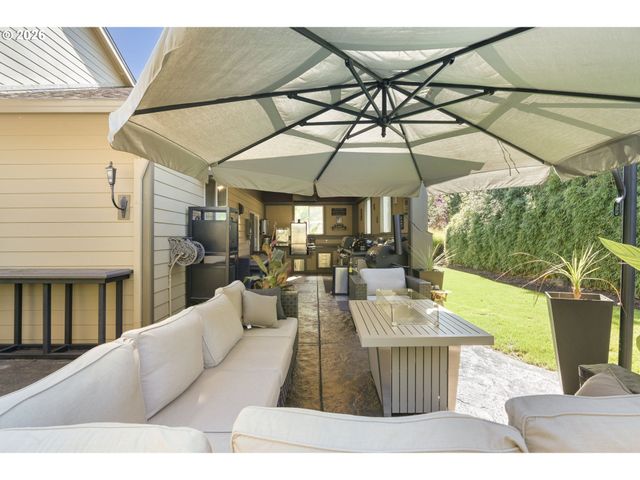 2818 Ne 173RD Ct, Vancouver, WA 98682