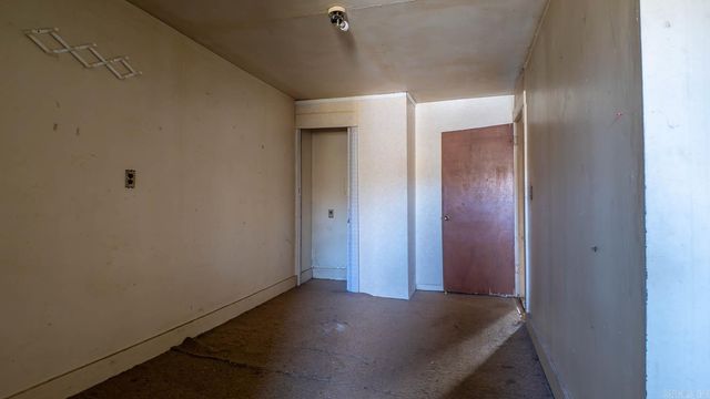 2427 M Highway, Koshkonong, MO 65692