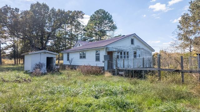 2427 M Highway, Koshkonong, MO 65692