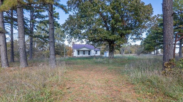 2427 M Highway, Koshkonong, MO 65692
