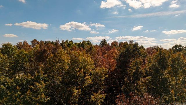 2427 M Highway, Koshkonong, MO 65692