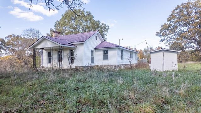 2427 M Highway, Koshkonong, MO 65692