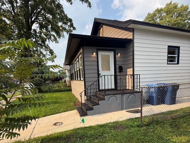 2237 Kristan Avenue, North Chicago, IL 60064