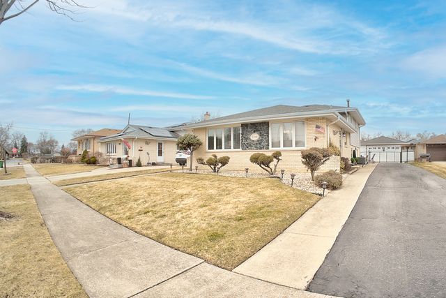 6346 W 90th Street, Oak Lawn, IL 60453