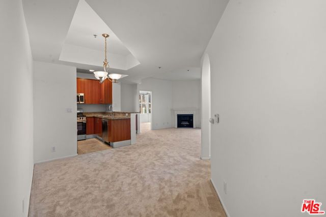 620 S Gramercy Place 301, Los Angeles, CA 90005