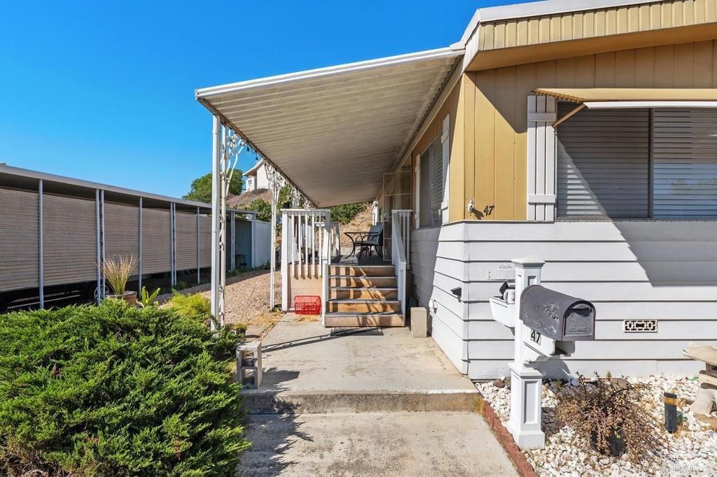 Image 4 of property listing at 13300 Los Coches Road E 47, El Cajon, CA 92021