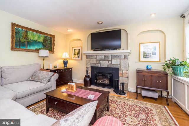 534 PINNEY RD, Huntingdon Valley, PA 19006