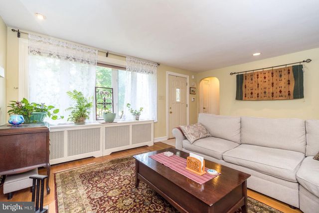 534 PINNEY RD, Huntingdon Valley, PA 19006