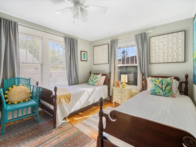 2822 4TH AVENUE W, Bradenton, FL 34205