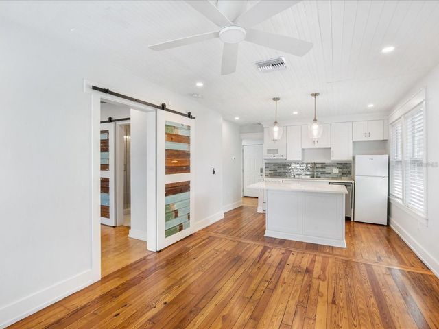 2822 4TH AVENUE W, Bradenton, FL 34205