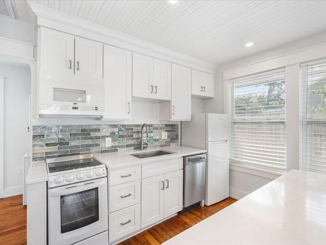 2822 4TH AVENUE W, Bradenton, FL 34205