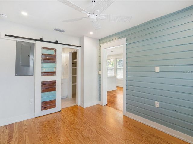 2822 4TH AVENUE W, Bradenton, FL 34205