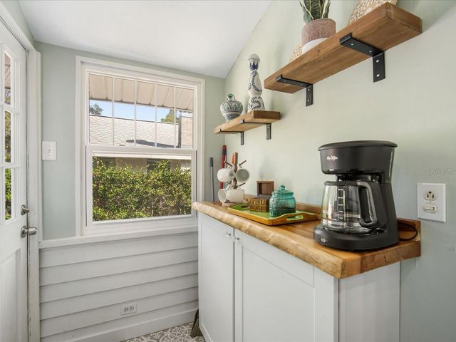 2822 4TH AVENUE W, Bradenton, FL 34205