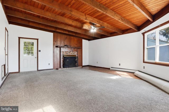 1545 LITITZ RD, Manheim, PA 17545