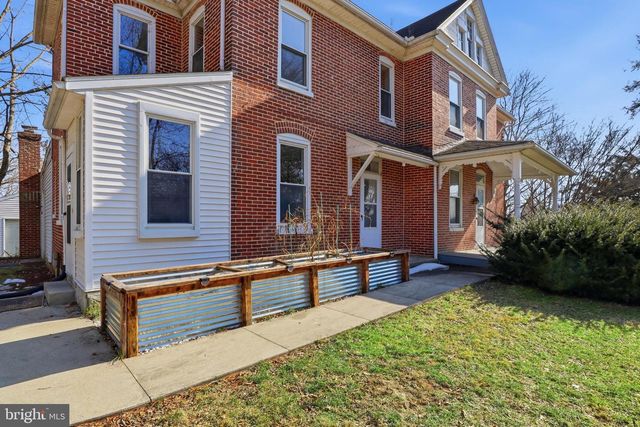 1545 LITITZ RD, Manheim, PA 17545