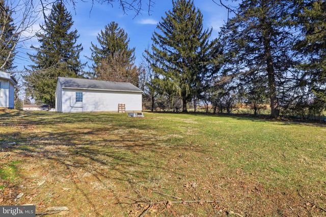 1545 LITITZ RD, Manheim, PA 17545