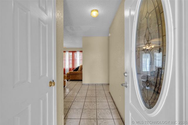 1555 S 137th East Avenue, Tulsa, OK 74108