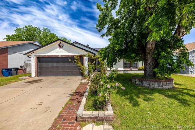1555 S 137th East Avenue, Tulsa, OK 74108