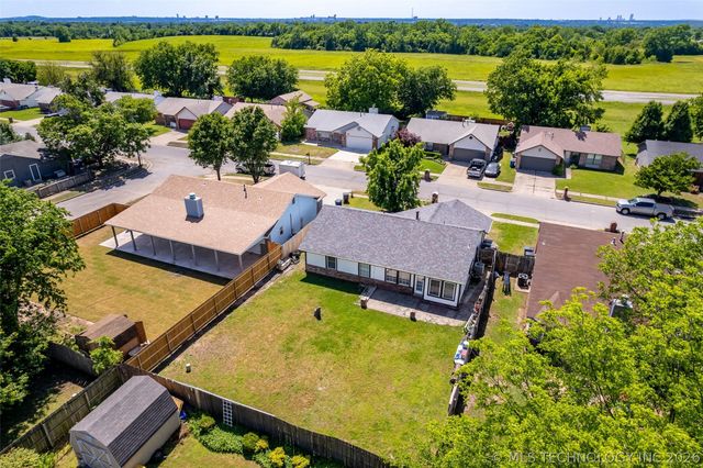 1555 S 137th East Avenue, Tulsa, OK 74108