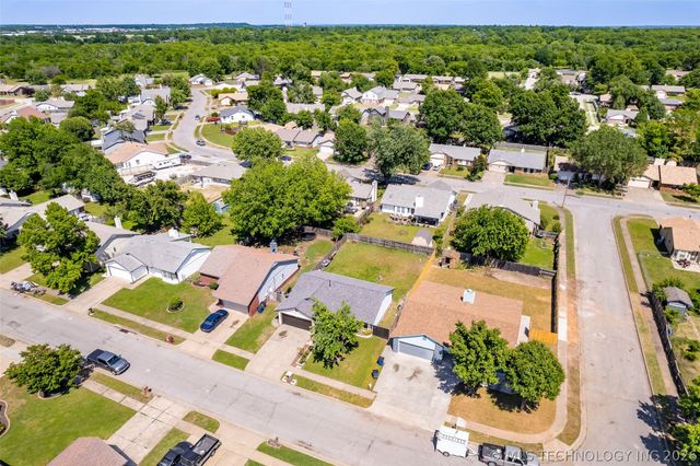 1555 S 137th East Avenue, Tulsa, OK 74108