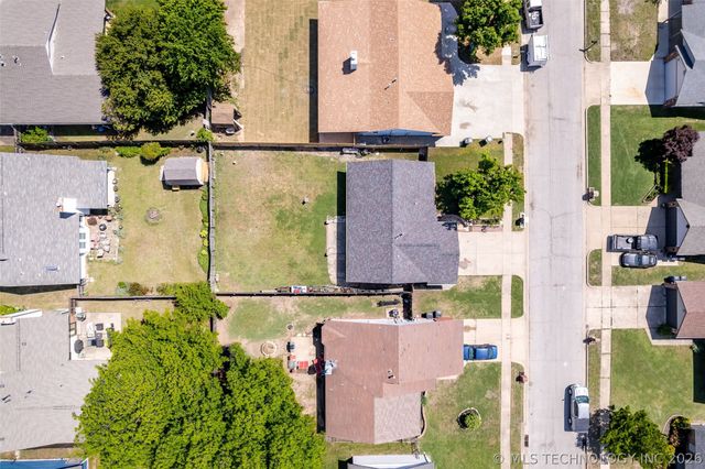 1555 S 137th East Avenue, Tulsa, OK 74108