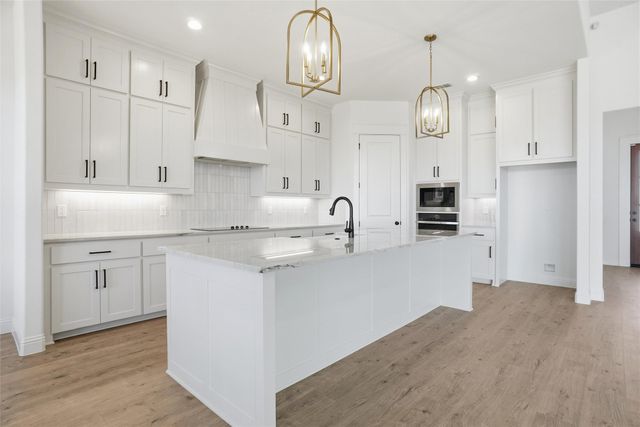 6921 Eagle Creek Drive, Godley, TX 76044