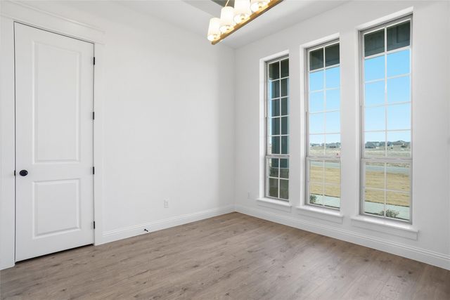 6921 Eagle Creek Drive, Godley, TX 76044