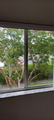 621 NW 78th Terrace 205, Pembroke Pines, FL 33024