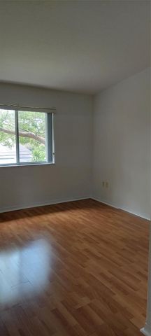 621 NW 78th Terrace 205, Pembroke Pines, FL 33024