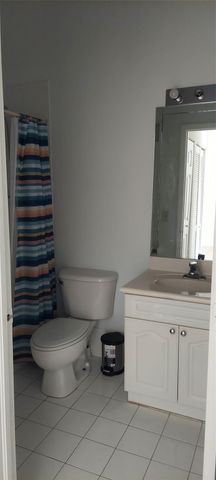 621 NW 78th Terrace 205, Pembroke Pines, FL 33024