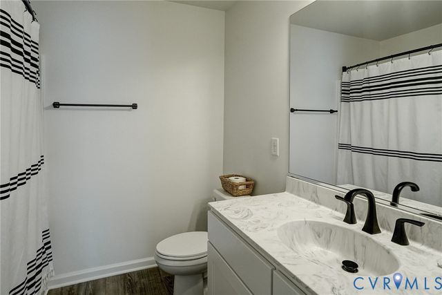 6909 Sir Galahad Rd, Henrico, VA 23231