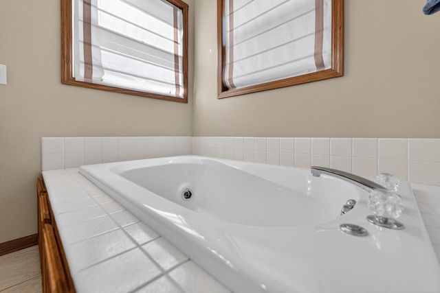 5885 Persimmon Drive, Fitchburg, WI 53711