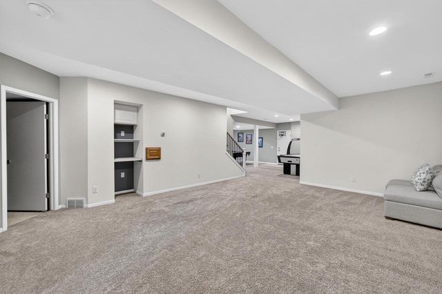 5885 Persimmon Drive, Fitchburg, WI 53711