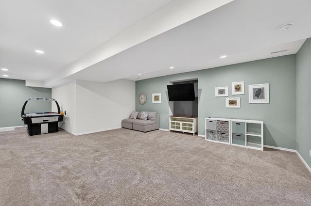 5885 Persimmon Drive, Fitchburg, WI 53711