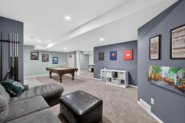 5885 Persimmon Drive, Fitchburg, WI 53711