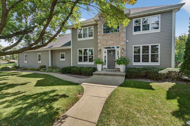 5885 Persimmon Drive, Fitchburg, WI 53711