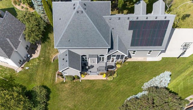 5885 Persimmon Drive, Fitchburg, WI 53711
