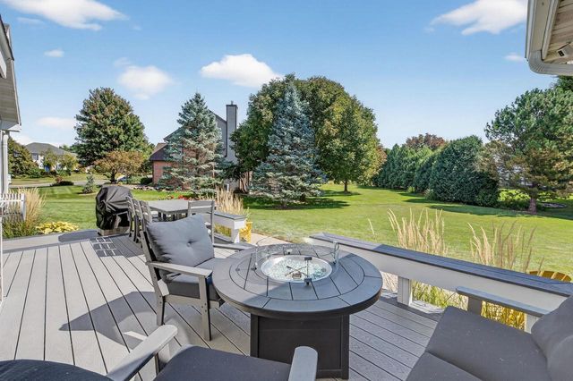 5885 Persimmon Drive, Fitchburg, WI 53711