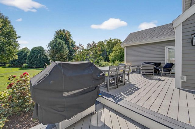 5885 Persimmon Drive, Fitchburg, WI 53711