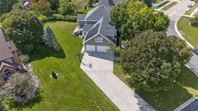 5885 Persimmon Drive, Fitchburg, WI 53711