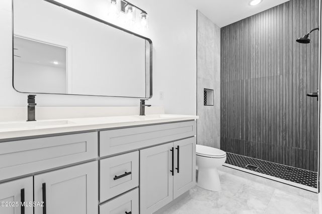 1866 Circulo Bulgaro, Rio Rico, AZ 85648