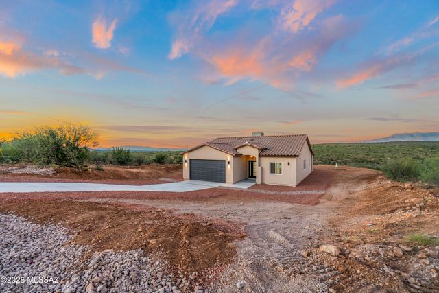 1866 Circulo Bulgaro, Rio Rico, AZ 85648