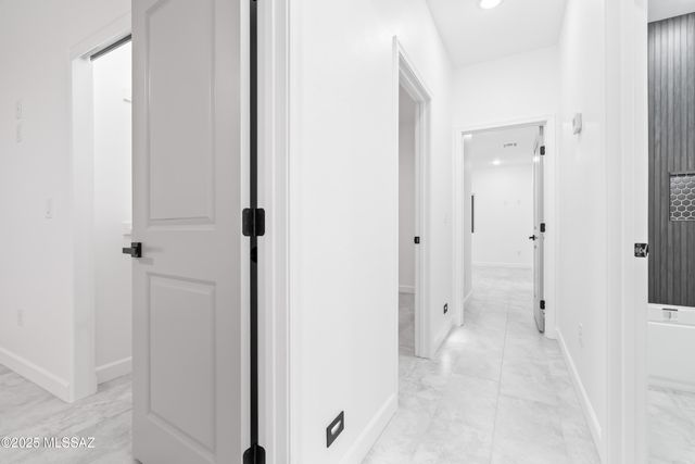 1866 Circulo Bulgaro, Rio Rico, AZ 85648