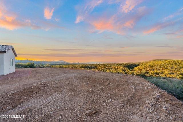 1866 Circulo Bulgaro, Rio Rico, AZ 85648