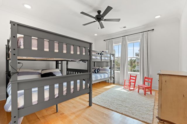 924 Perrin Dr., North Myrtle Beach, SC 29582