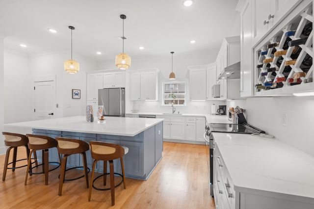 924 Perrin Dr., North Myrtle Beach, SC 29582