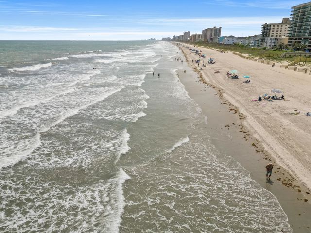 924 Perrin Dr., North Myrtle Beach, SC 29582