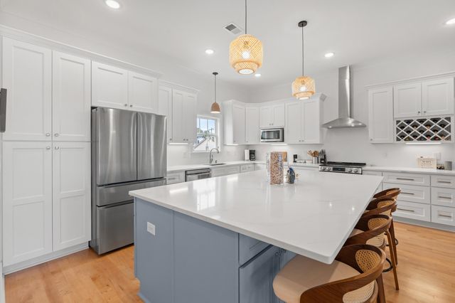 924 Perrin Dr., North Myrtle Beach, SC 29582